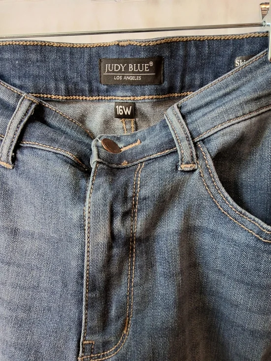 Judy Blue Medium Dark Blue Crop Distressed Boyfriend Jeans - Picture 3 of 6